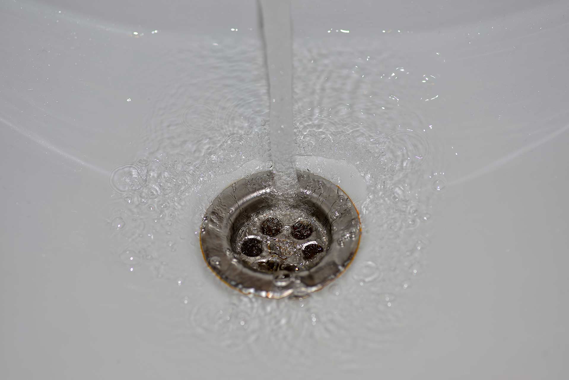 A2B Drains provides services to unblock blocked sinks and drains for properties in Haslemere.